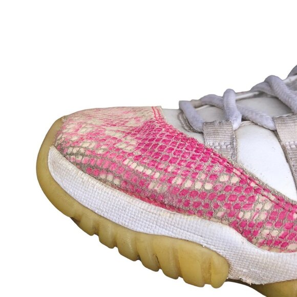 Rare 2019 Air Jordan 11 Retro Low Pink Snakeskin Size 8.5 - Picture 6 of 16